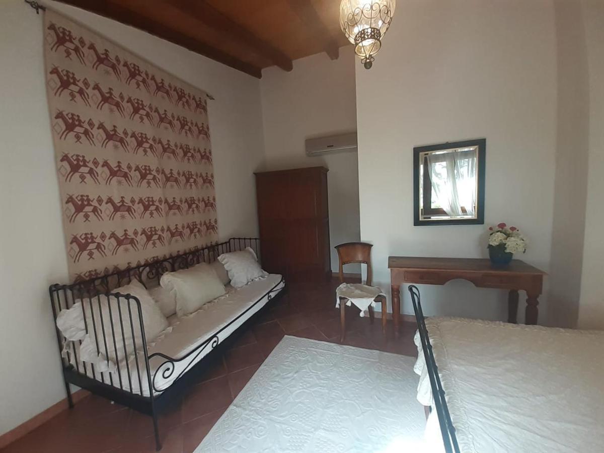SantʼAntìoco Sa Ruscitta Bed & Breakfast エクステリア 写真