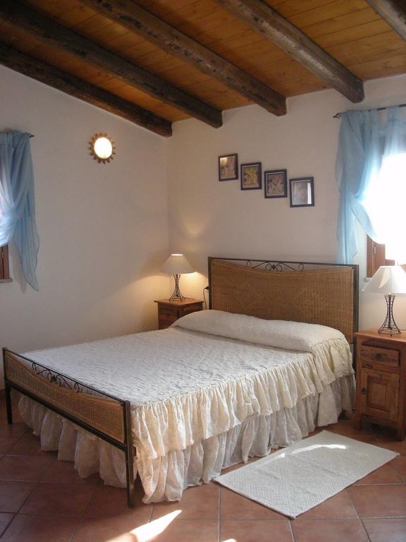 SantʼAntìoco Sa Ruscitta Bed & Breakfast エクステリア 写真
