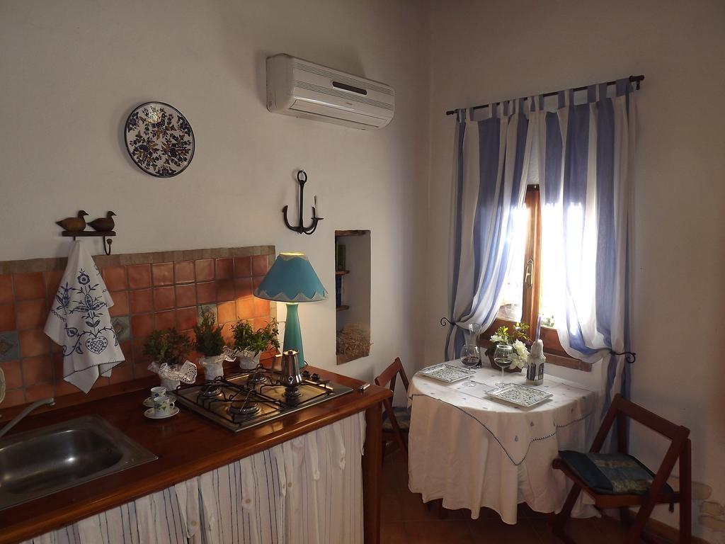 SantʼAntìoco Sa Ruscitta Bed & Breakfast エクステリア 写真
